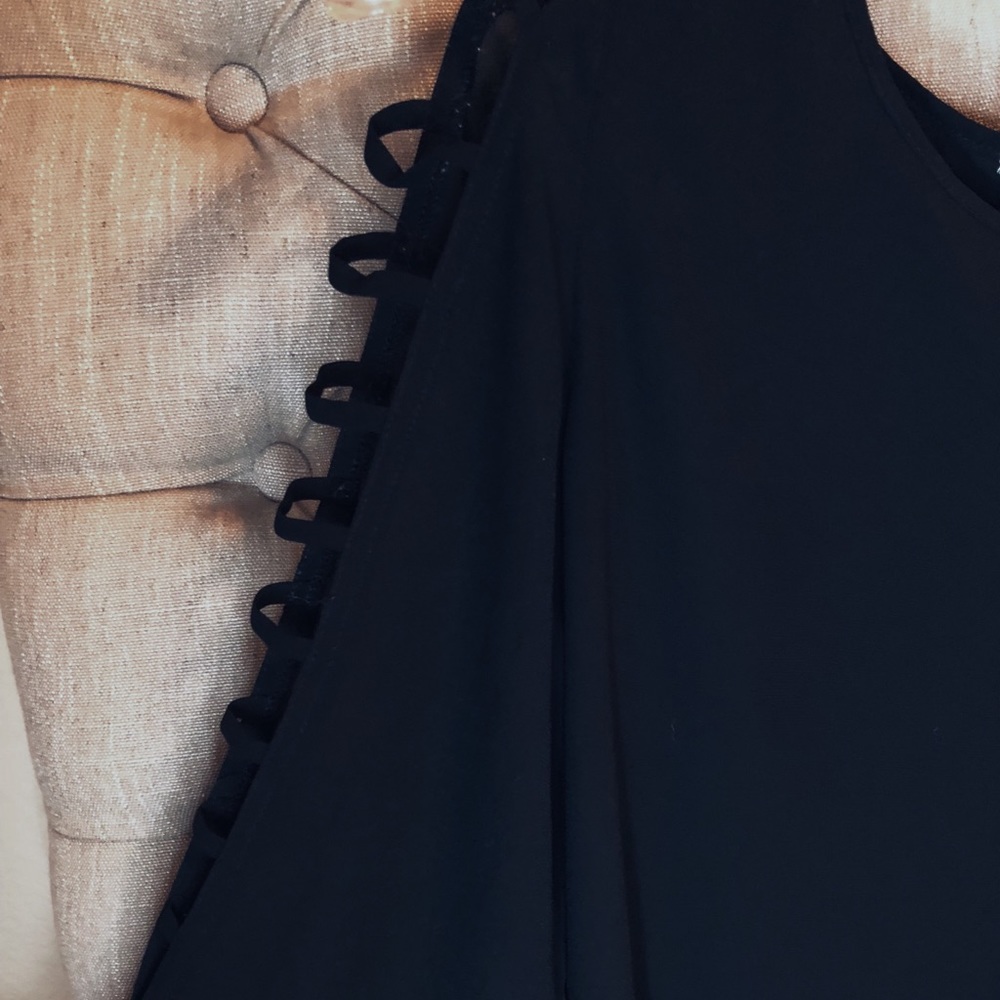 Long sleeve black top